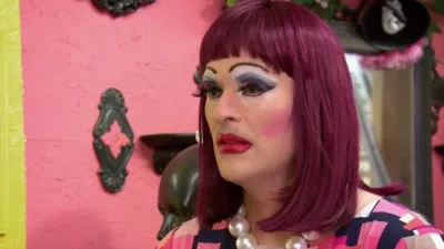 thumbnail - S7:E9 Hamburger Mary's