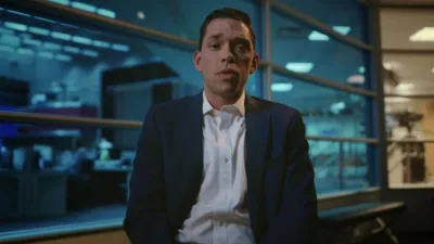 thumbnail - S1:E5 The Bad Momfluencer