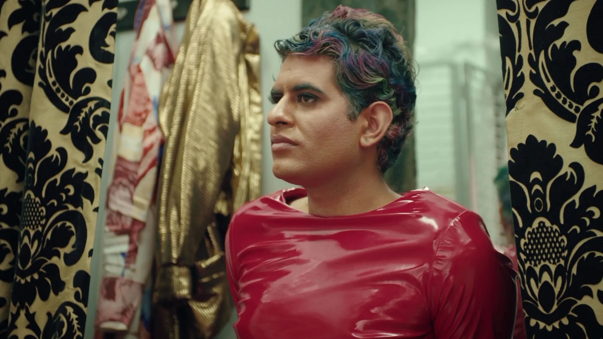 thumbnail - S1:E3 What’s Your Gender?