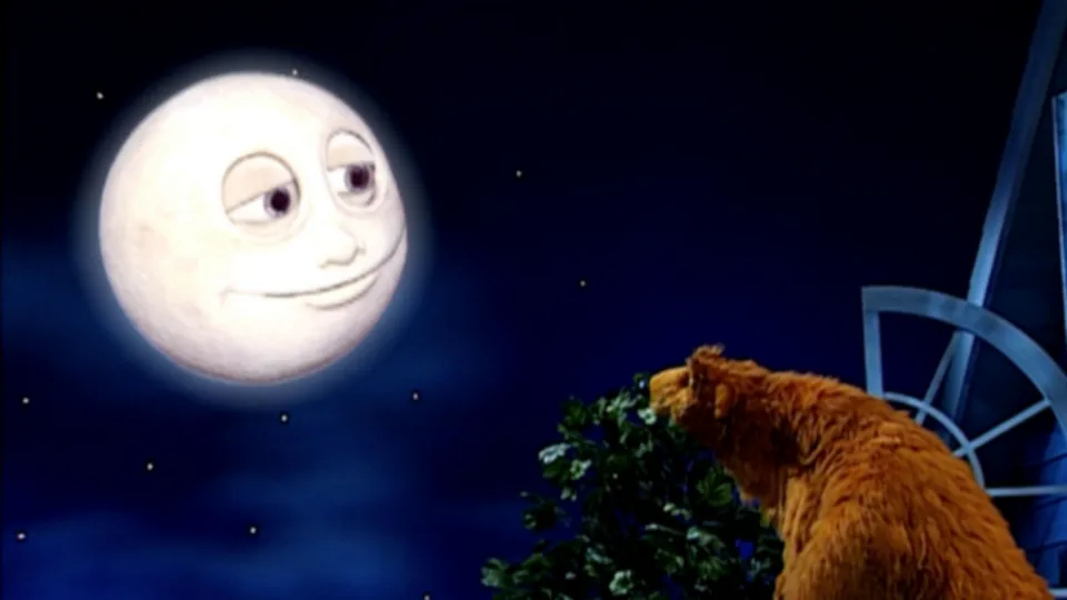 thumbnail - S1:E1 Home Is Where the Bear Is