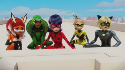 thumbnail - S2:E18 Hawk Moth and the Akumatized Villains