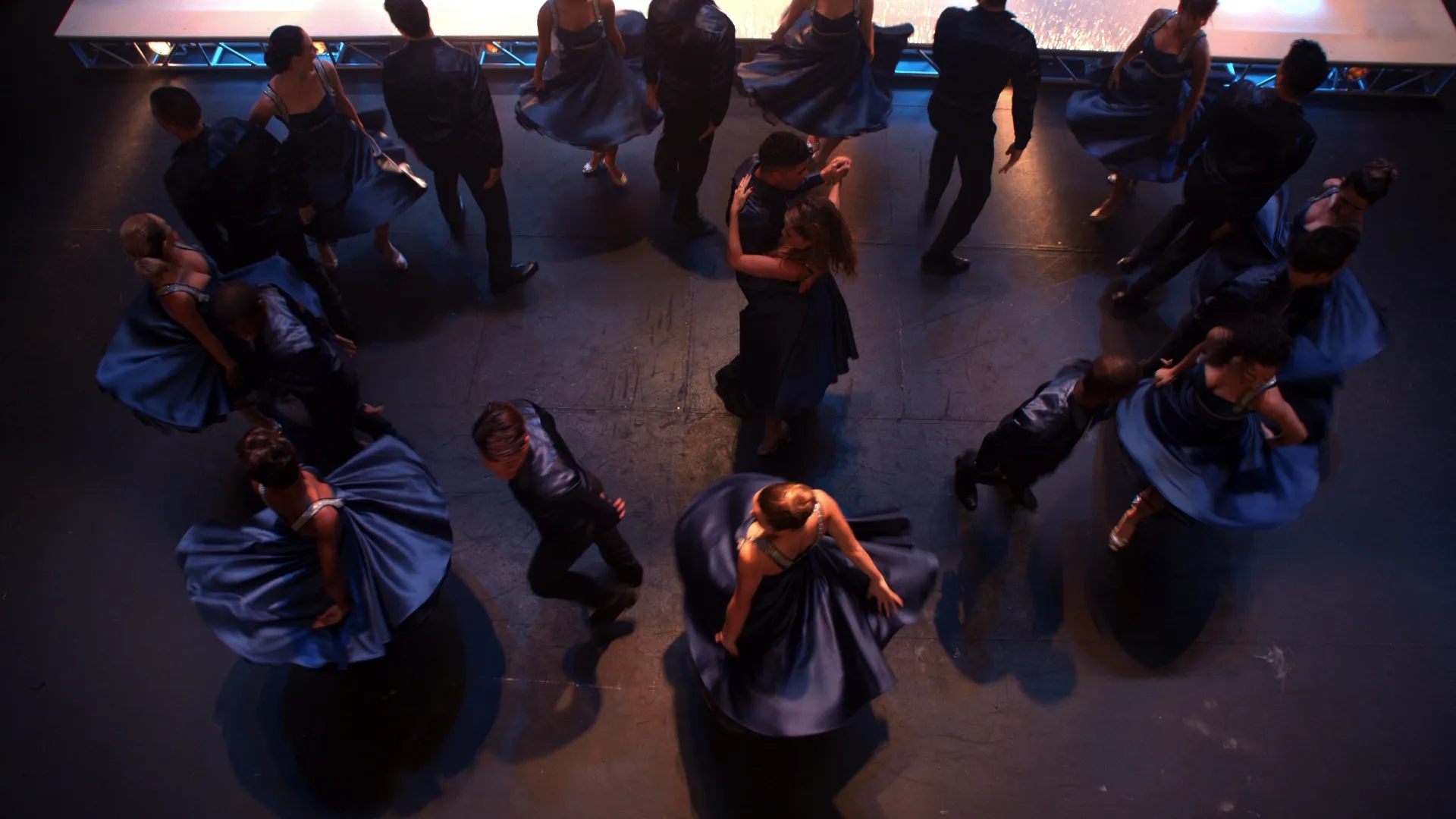 thumbnail - S6:E1 Loser Like Me