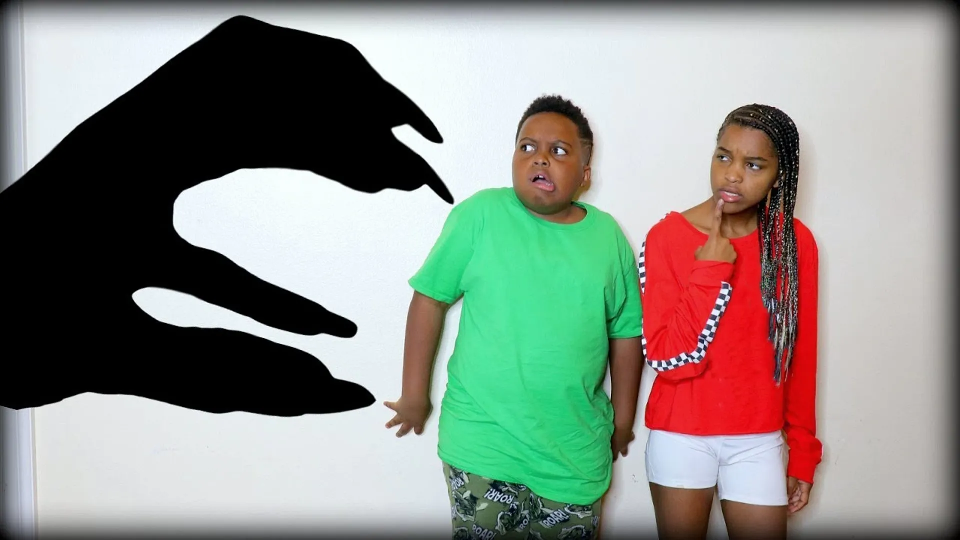thumbnail - S1:E9 The Onyx Kids' Scary Shadows!