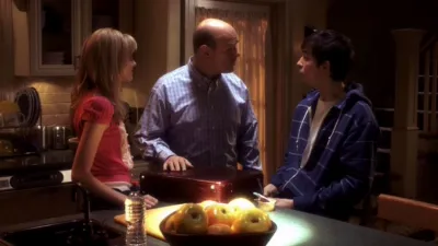 thumbnail - S1:E17 Just One Kiss