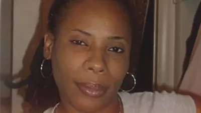 thumbnail - S4:E8 The Barrel