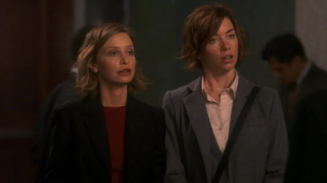 thumbnail - S5:E1 Friends and Lovers