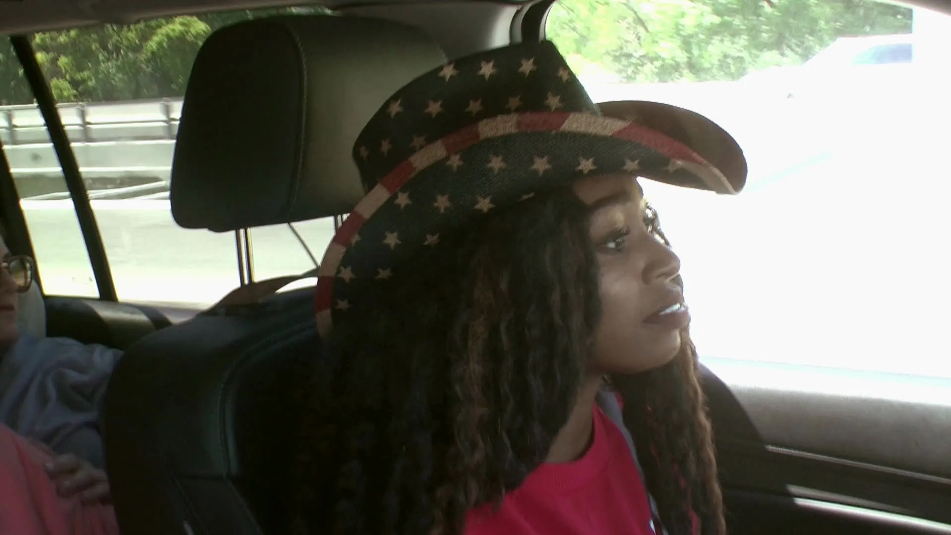 thumbnail - S2:E13 Scorn in the Bayou