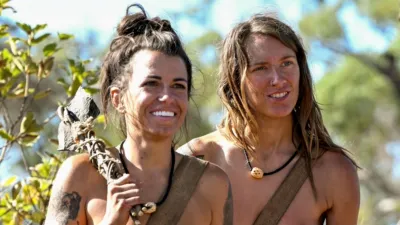 thumbnail - S3:E5 Savage Strategies