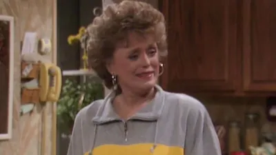 thumbnail - S7:E23 Home Again, Rose: Part 1