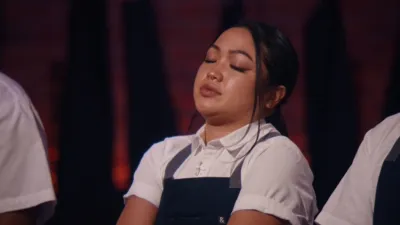 thumbnail - S1:E7 A Seafood Tower