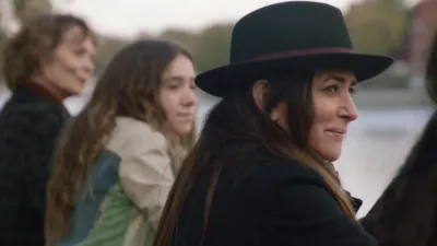 thumbnail - S5:E9 England