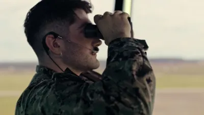 thumbnail - S1:E4 Fight's On!