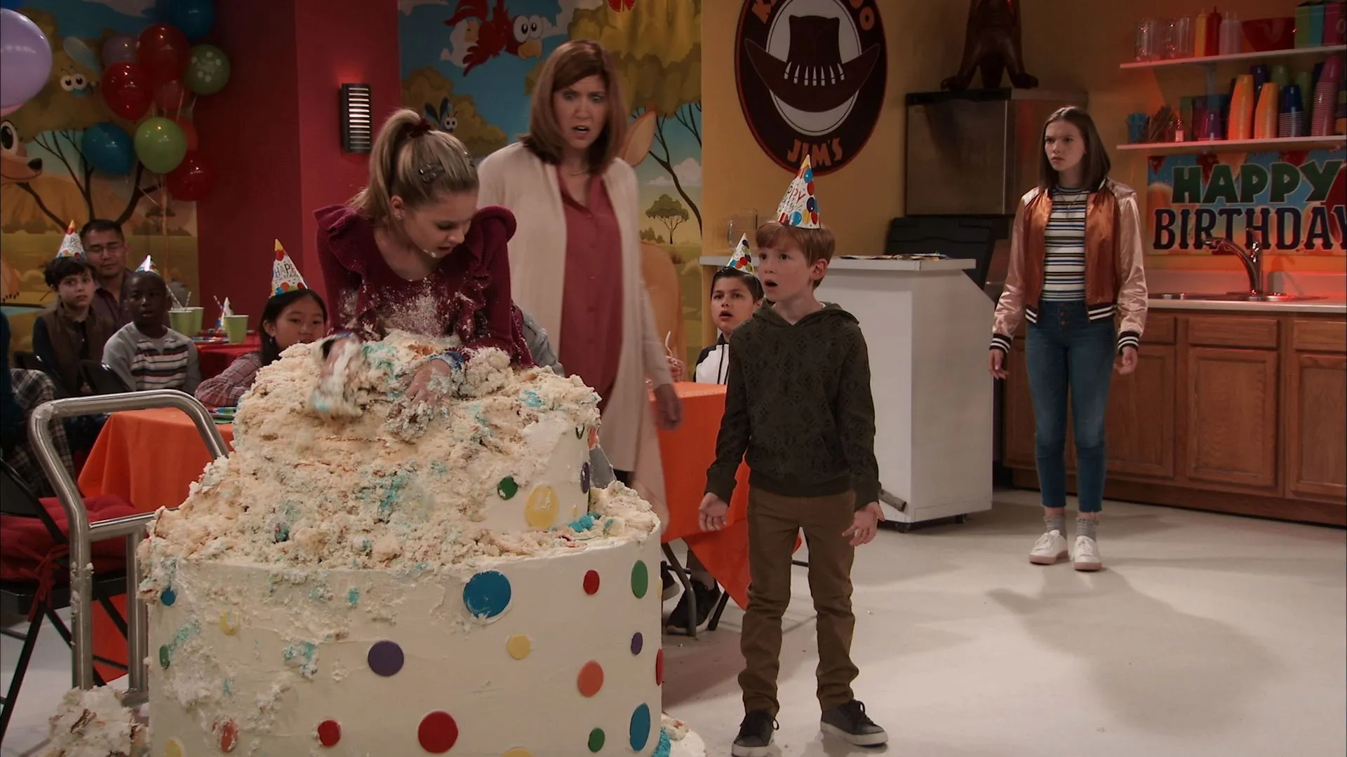 thumbnail - S2:E7 Would You Wrather Be Caught In The Middle?