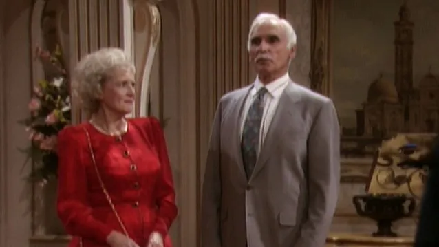 thumbnail - S7:E10 Rose Loves Miles