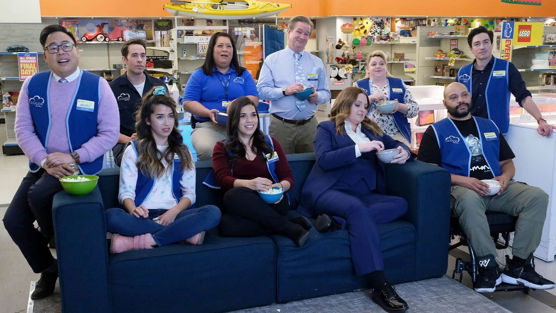 thumbnail - S6:E15 All Sales Final