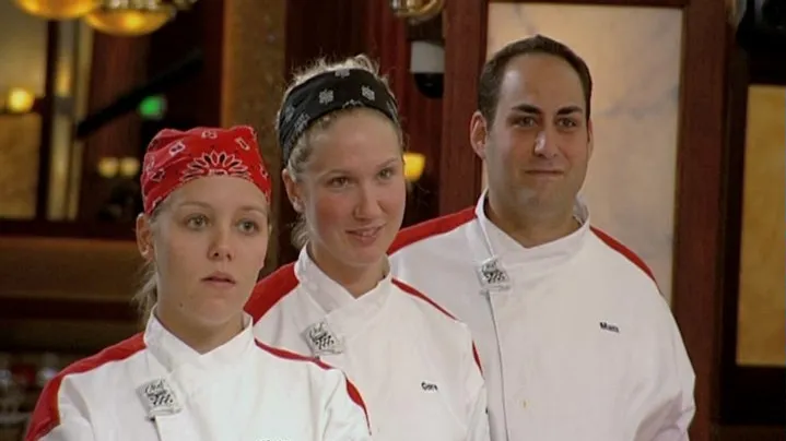 thumbnail - S4:E9 7 Chefs Compete