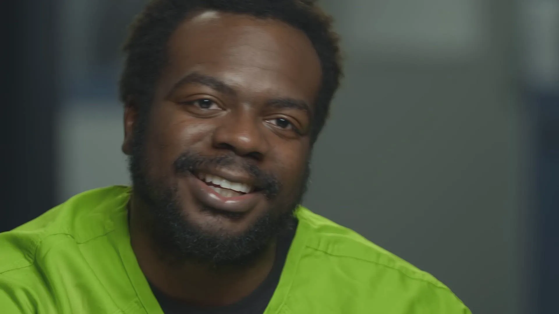 thumbnail - S9:E9 Surging Suspicions