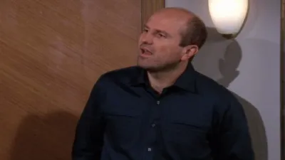 thumbnail - S7:E8 It's Raining Babies