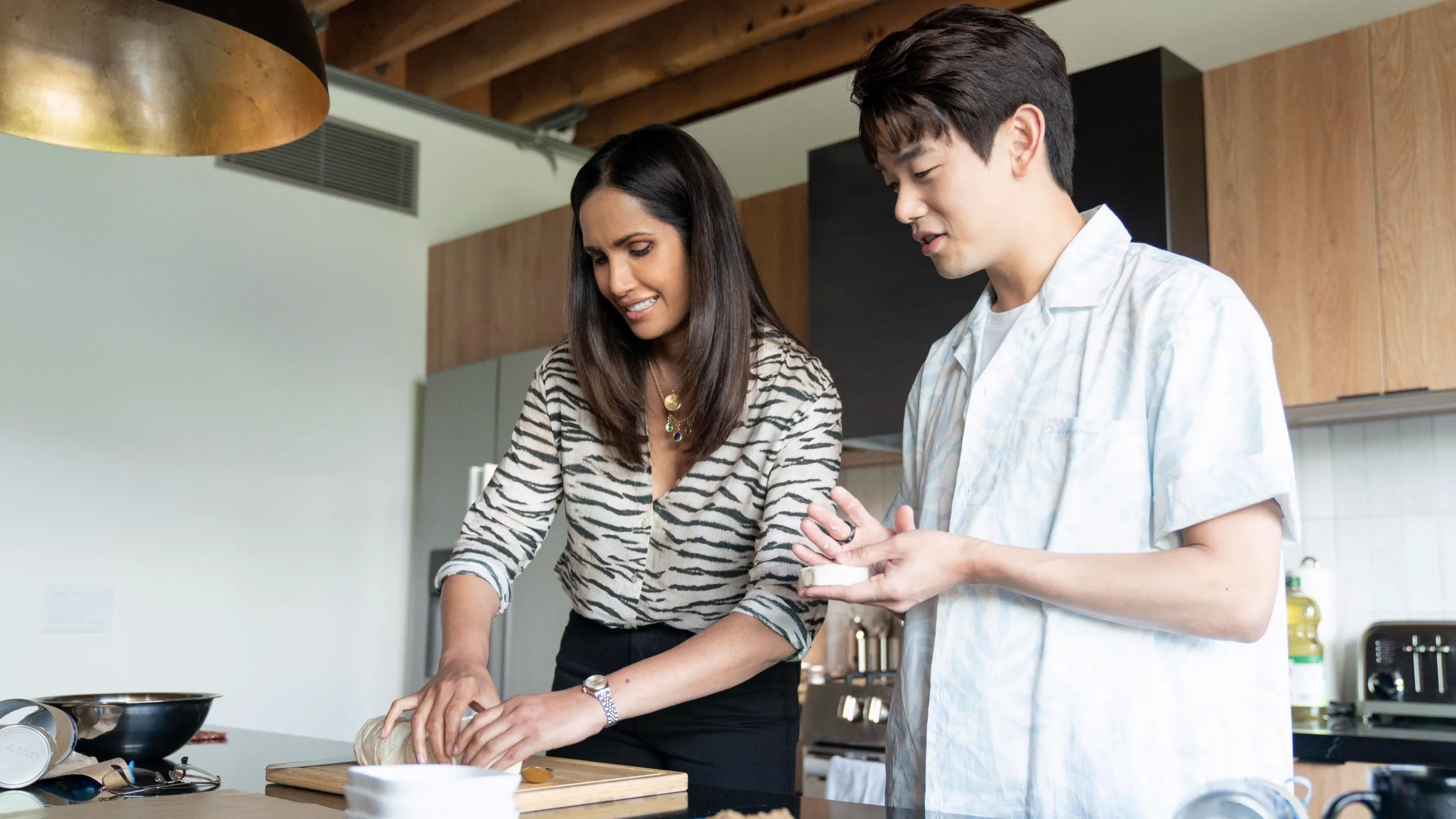 thumbnail - Holiday Edition: E4 K-Town Countdown