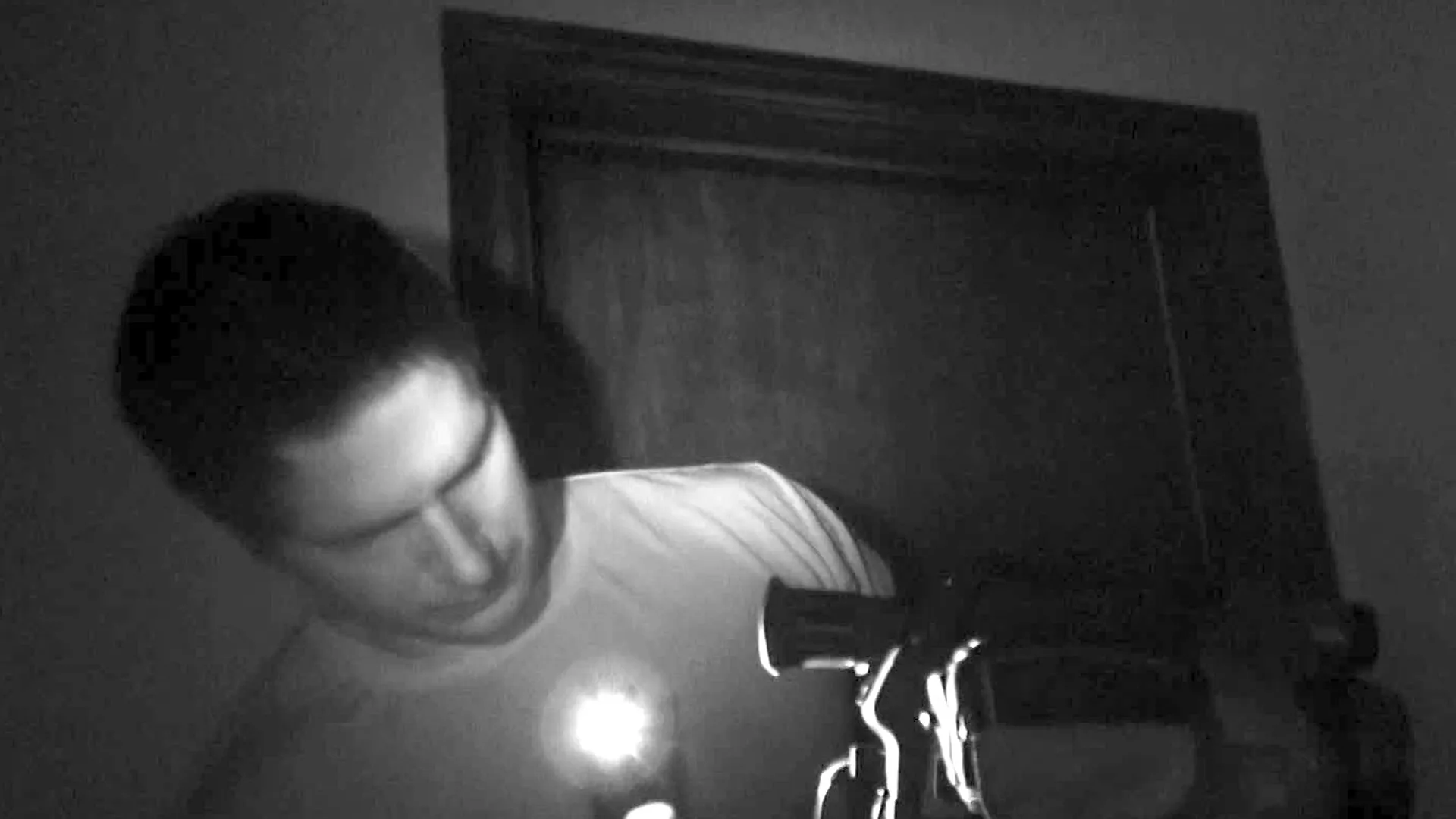 thumbnail - S9:E7 Exorcist House