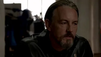 thumbnail - S7:E8 The Separation of Crows