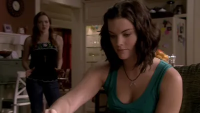 thumbnail - S3:E6 Welcome to Latnok