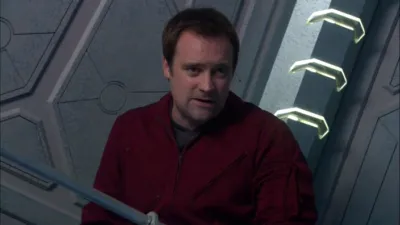 thumbnail - S1:E19 The Siege, Part 1