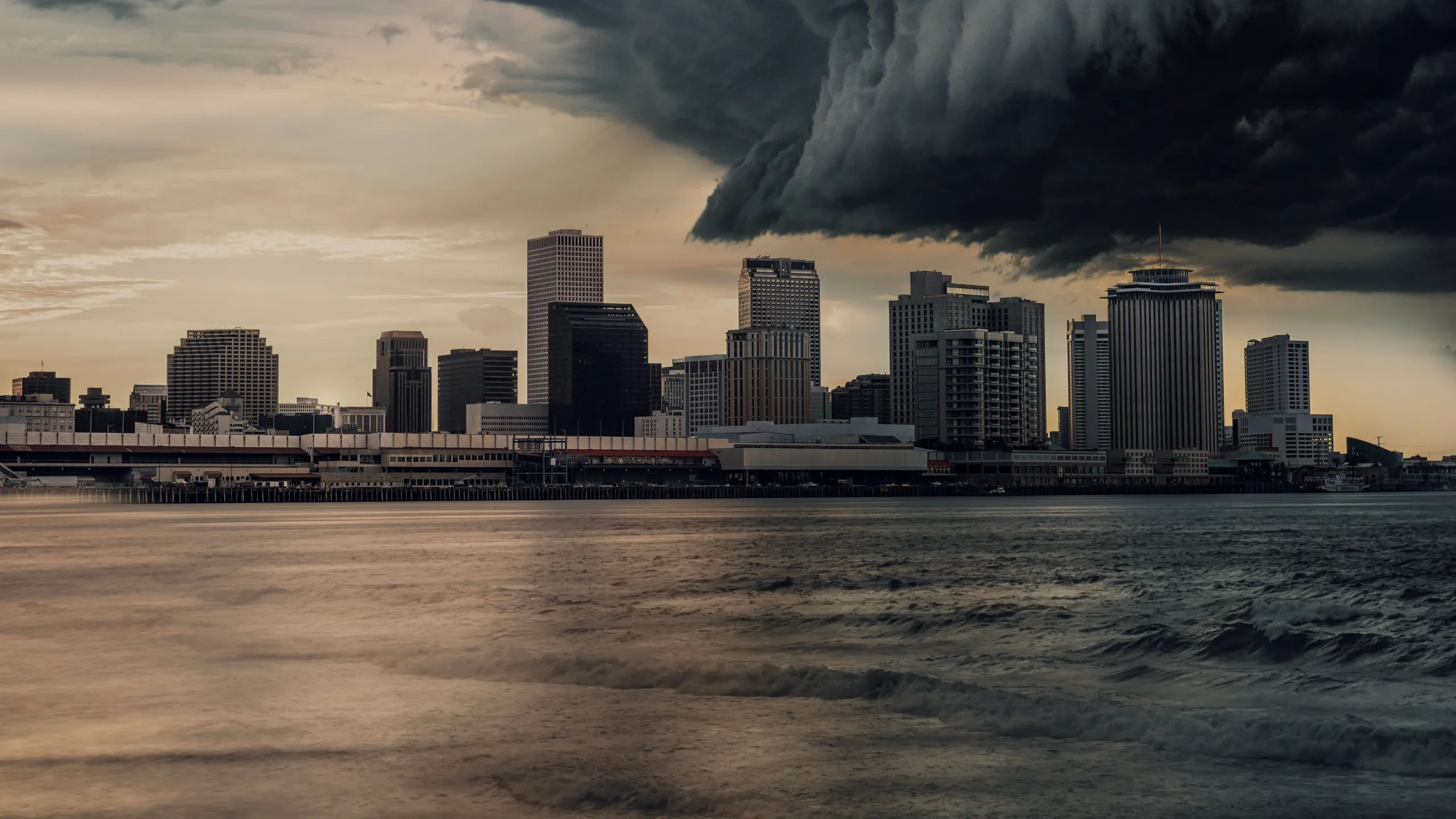 Huracán Katrina: Carrera contra el tiempo