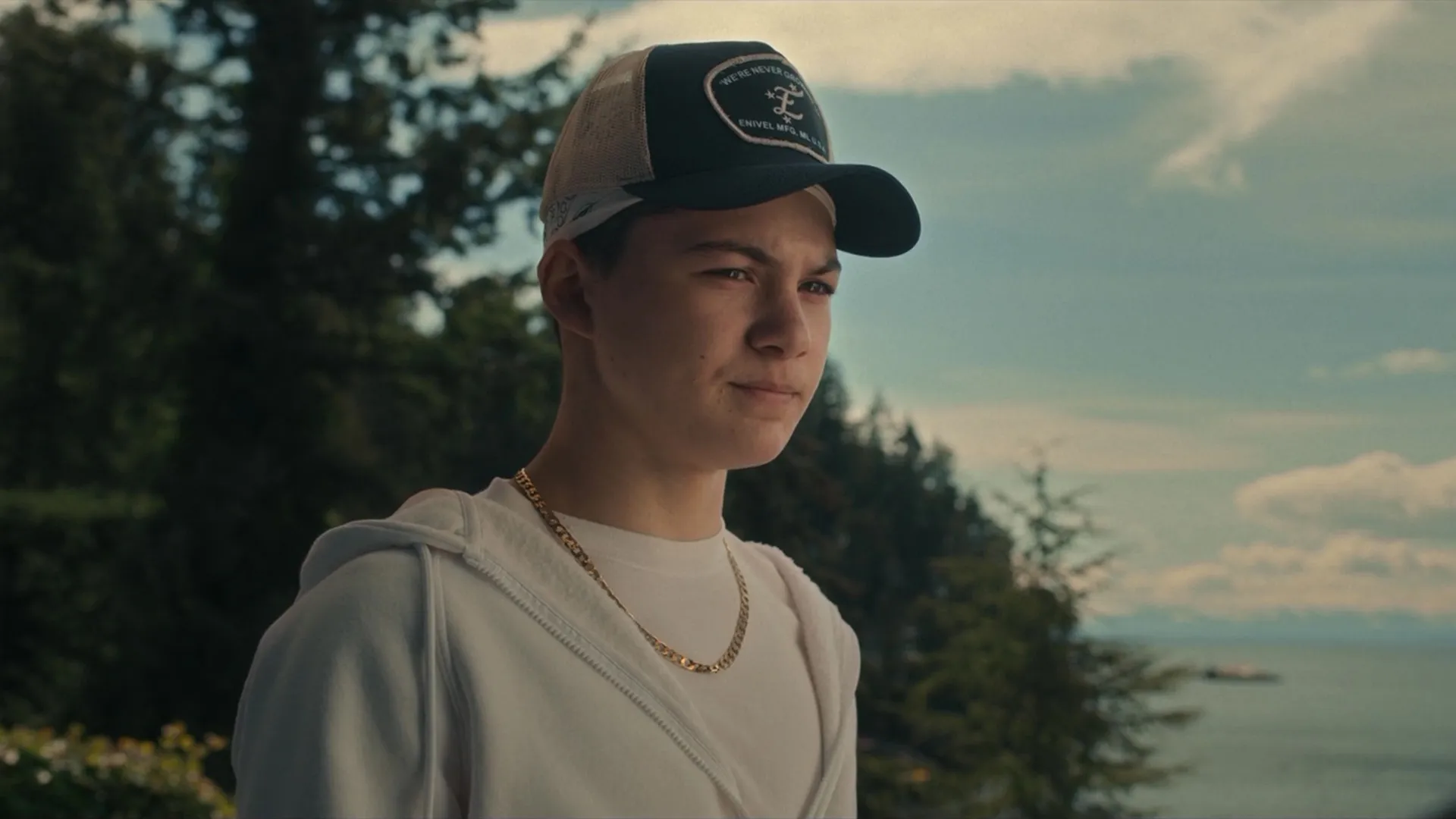 thumbnail - S1:E6 In Water They Sink the Same