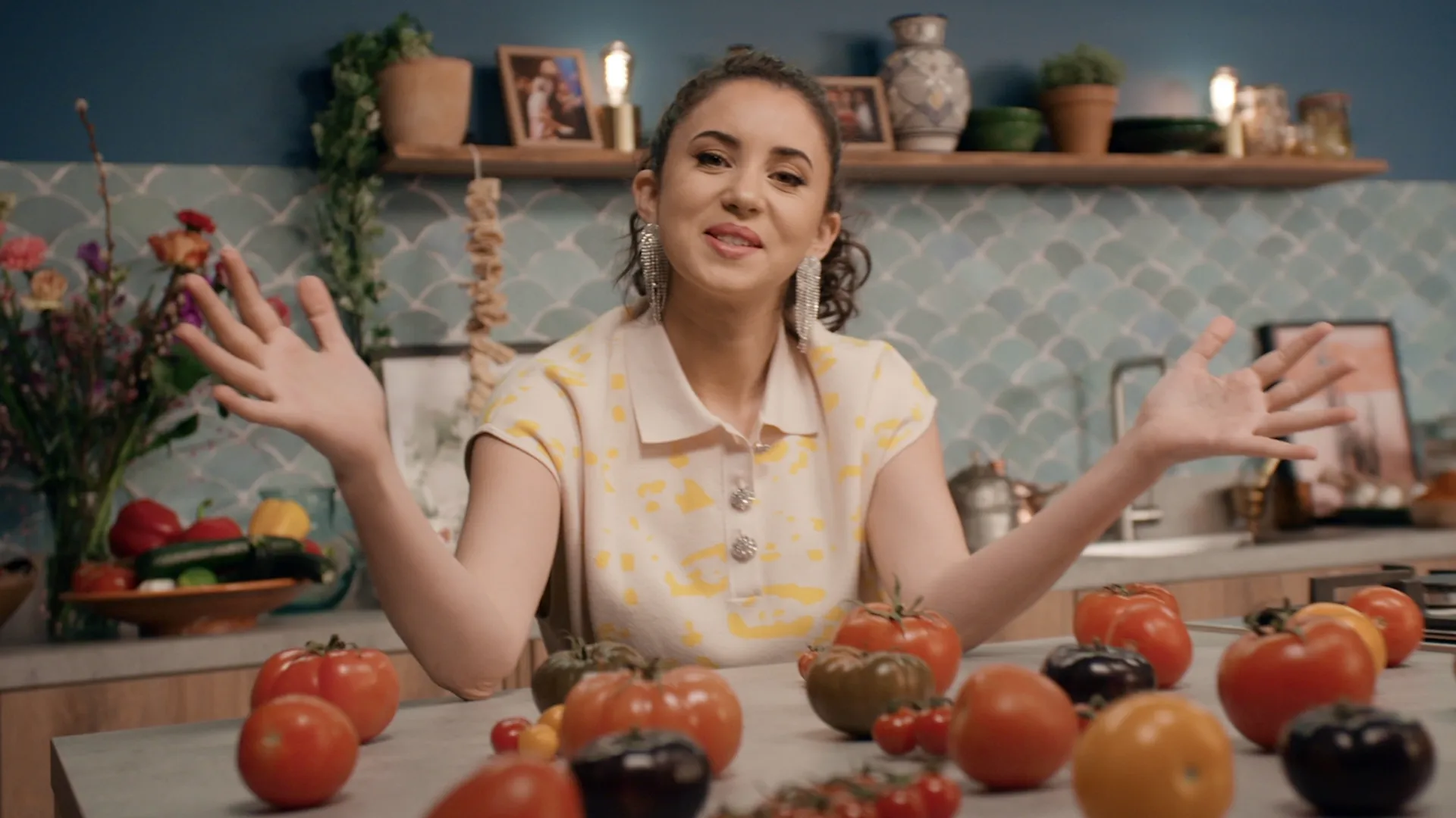 thumbnail - S2:F9 Türkische Tomatensuppe mit Bulgurbällchen