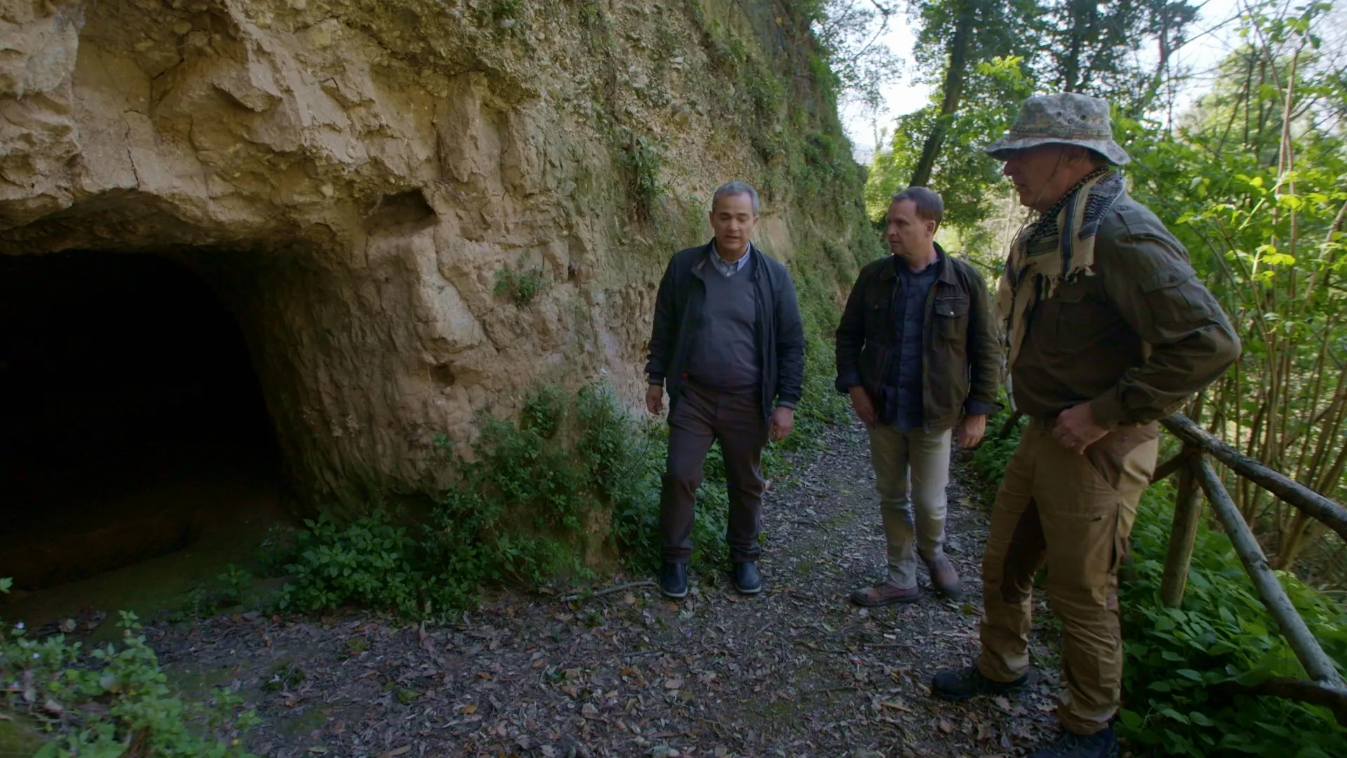 thumbnail - S1:E6 Bloody Road to Rome