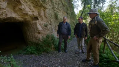 thumbnail - S1:E6 Bloody Road to Rome