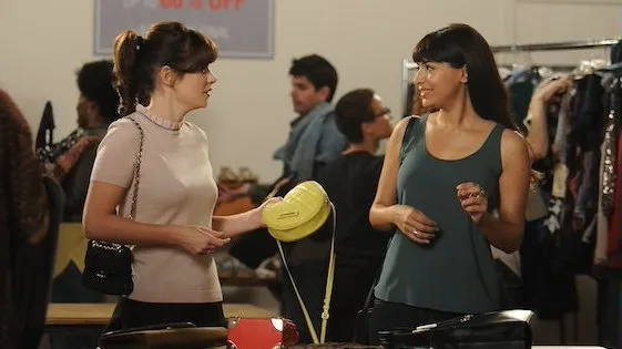 thumbnail - S4:E10 Girl Fight