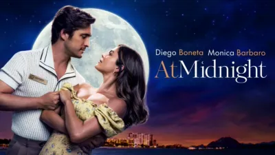 At Midnight: Un romance inesperado