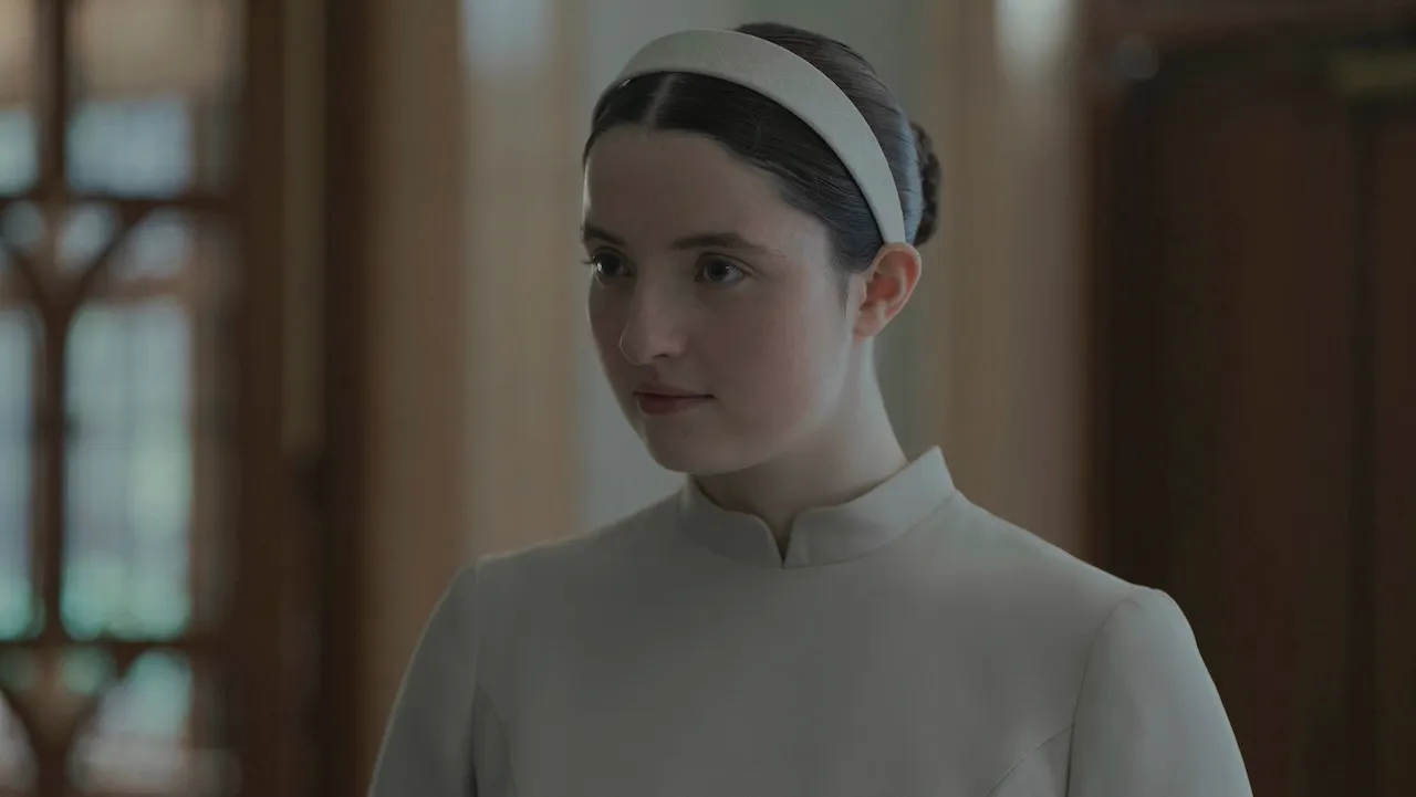 Lucy Halliday as Daisy in The Testaments.