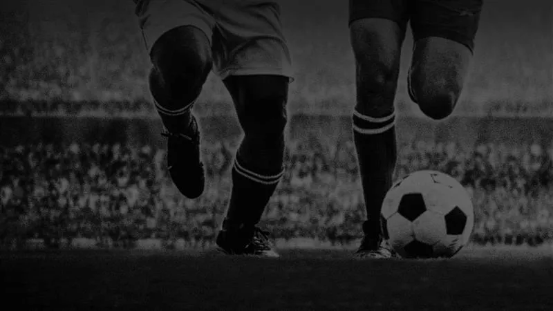 FIFA players running with ball