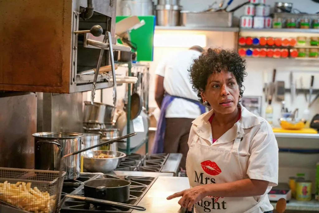 A still of Liza Colón-Zayas as Tina in the FX series, The Bear.