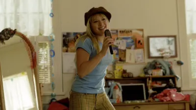 Hilary Duff as Lizzie McGuire in The Lizzie McGuire Movie.