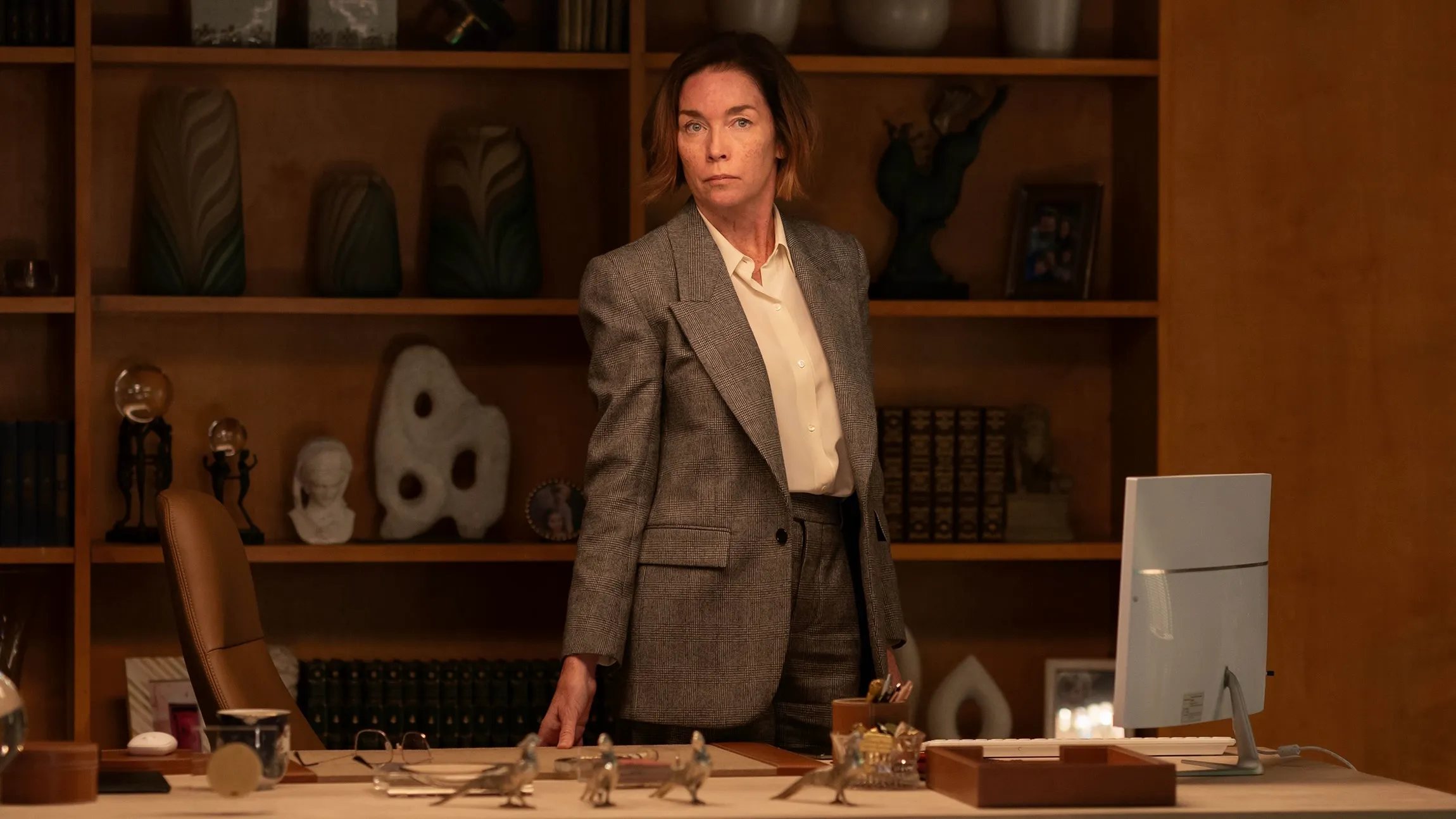 Julianne Nicholson as Sinatra in the Hulu Original Series Paradise.