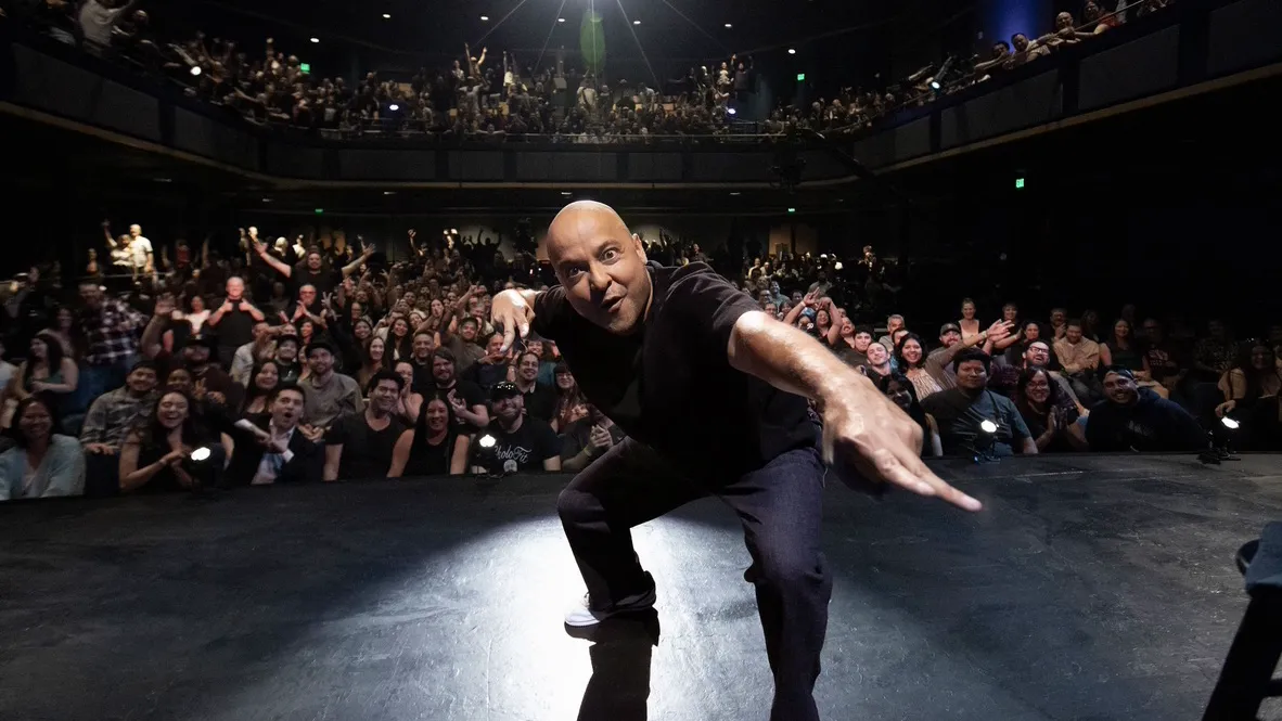Frankie Quiñones in his Hularious stand-up comedy special on Hulu.
