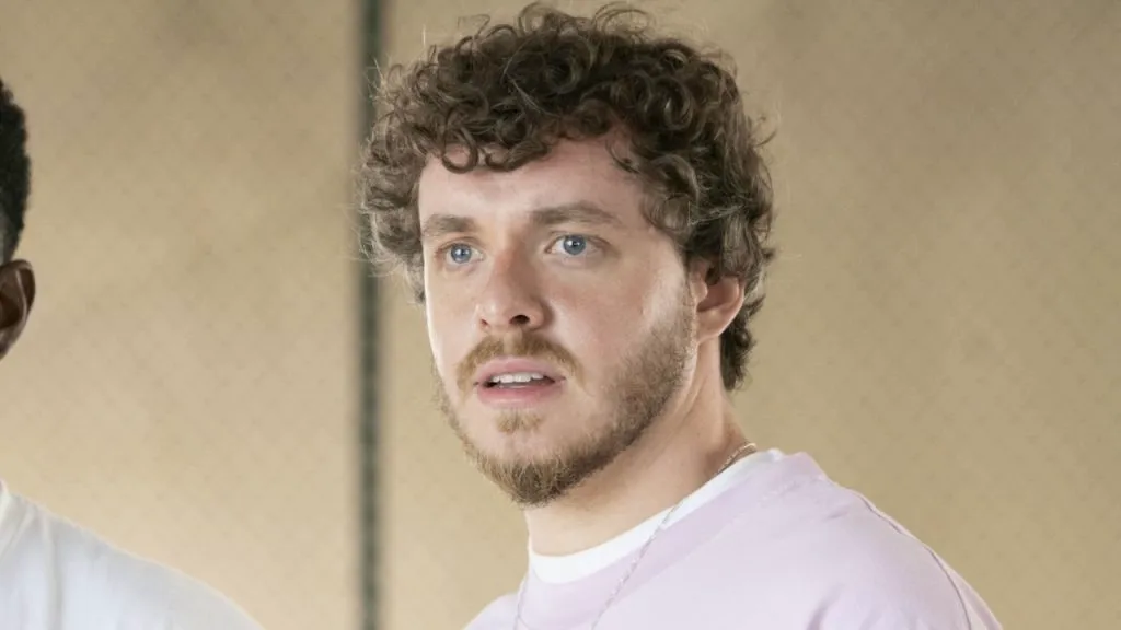 A still image of Jack Harlow as Jeremy in the White Men Can’t Jump remake movie.